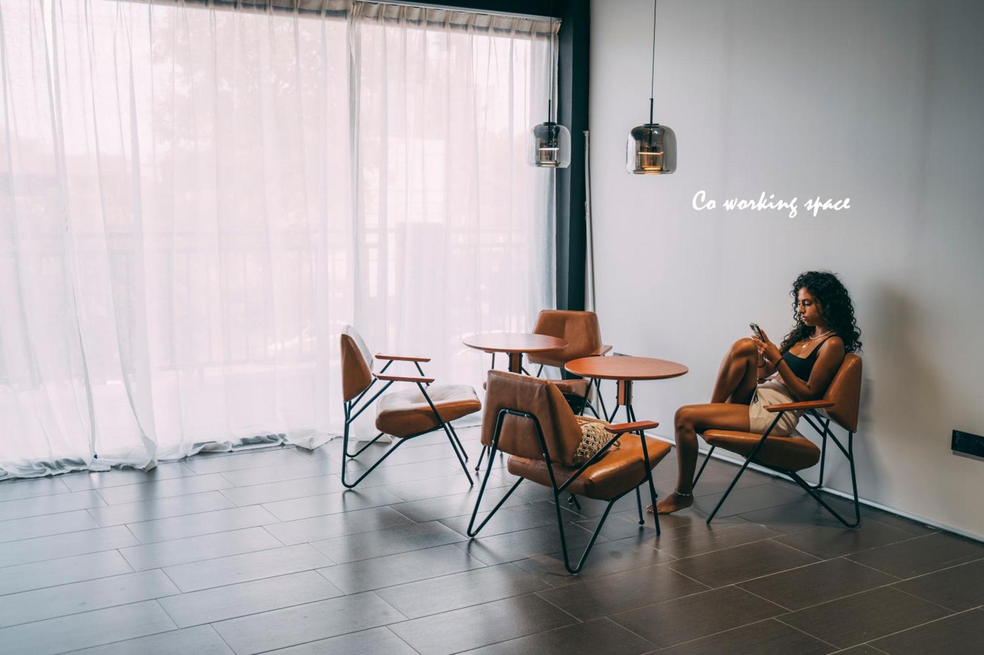 Bed Attitude Hostel Cenang Pantai Cenang  Εξωτερικό φωτογραφία
